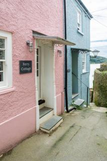 Ferry Cottage - 2