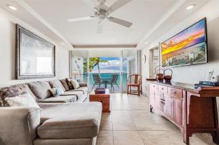 ROYAL MAUIAN, #607 - 3