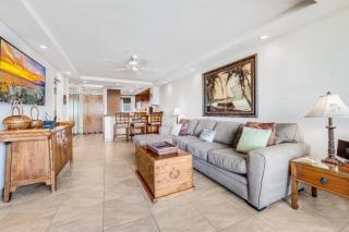ROYAL MAUIAN, #607 - 1