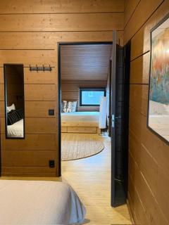 Stylish 4BR Villa for 10 - Private Jacuzzi & Sauna - 3