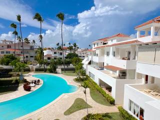 PALM BREEZE VILLAS and SUITES at LOS CORALES - 9