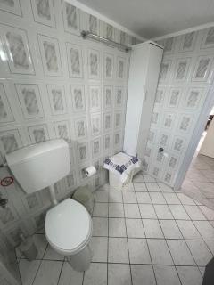 Apapis House - 8