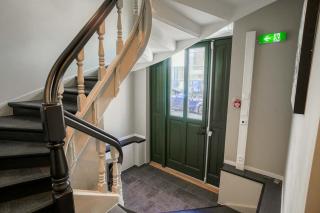 Modern entire apartment in city center 306 - 7