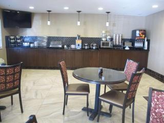 Best Western Woodland Inn - 3