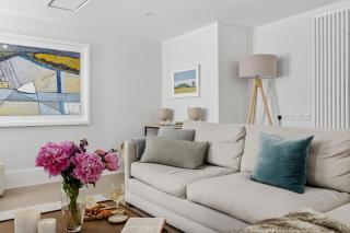 Royal Dart Townhouse - 1