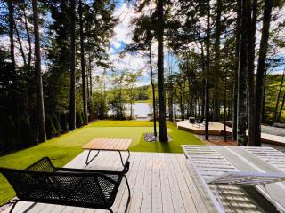 The Lake Villa - 8