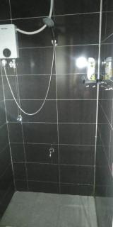 Modern Kampala Retreat with Washer and Smart TV Cozylivingug - 8