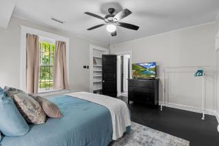 Carriage House w/Garden in Old Louisville - 2