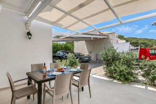 Pino Resort with shared pool - 5