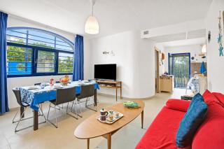 Pino Resort with shared pool - 1