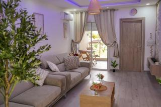 Modern Hammamet Stay Pool & Beach - 3