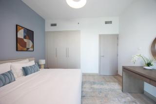 Bloomfields 1BR in Waters Edge - 8