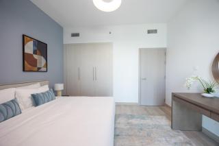 Bloomfields 1BR in Waters Edge - 7