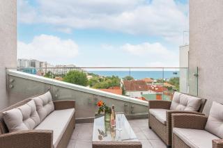 Cozy apartment with a terrace and sea views close Ibiza - 1