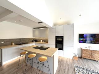 Stylish 3 Bedroom retreat Edwalton Nottingham - 2