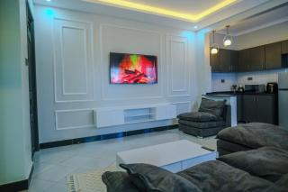 Cosy Kampala Apartment with Dedicated Workspace - 5