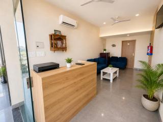 Hotel Olive Sunny Enclave, Near Airport Road, Mohali - 8
