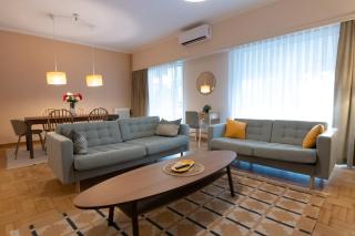 Spacious apartment next to the National Garden - 8