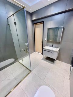 Prime Central Stay City Apartment Bliss - 7