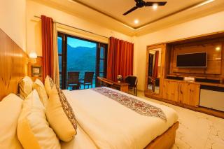 The kempty Fall Resort, Mussoorie - Lavish & Luxury Stay - 4