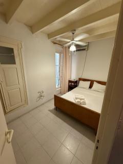 Traditional House 1-Min Walk to Poros Port - 8