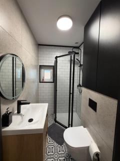 Black House - 3