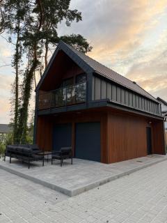 Black House - 9