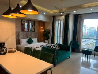STUDIO APARTMENTS With Mountains View In Elysium Tower Opposite Centaurus Mall Islamabad - 4