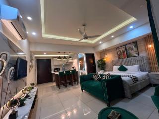 STUDIO APARTMENTS With Mountains View In Elysium Tower Opposite Centaurus Mall Islamabad - 3