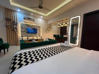 STUDIO APARTMENTS With Mountains View In Elysium Tower Opposite Centaurus Mall Islamabad - 1
