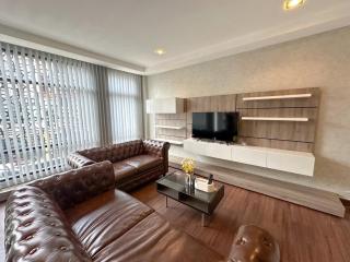 Private house in the city - 6