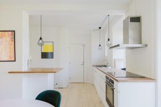 apartment in town - 8