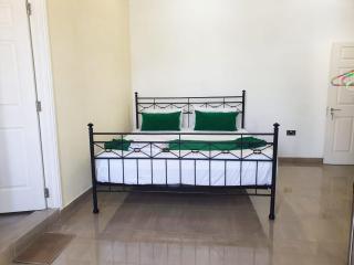 Dee Holidays - 4