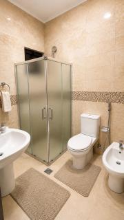 Cozy & Modern , Heart of Abdoun Taj Mall - 1