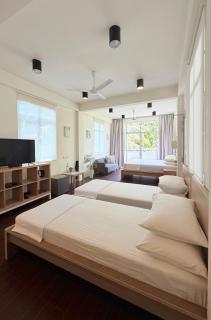 Three Hearts Guesthouse and Villas - 8