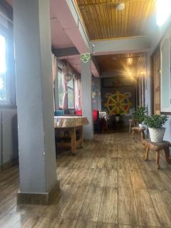 The Rainbow Inn - 1