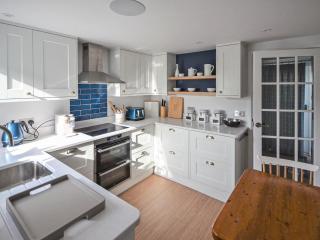 Fuchsia Cottage - 2