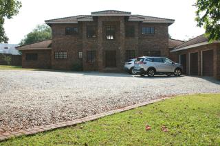 Avocado Grove Guest House - 7