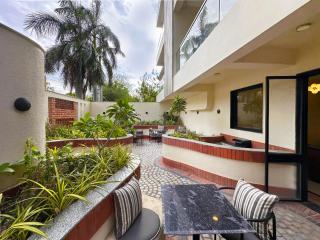 The Four Stories - Luxury near the Lake - 6