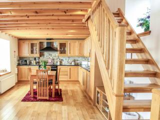 Hill Cottage - 8