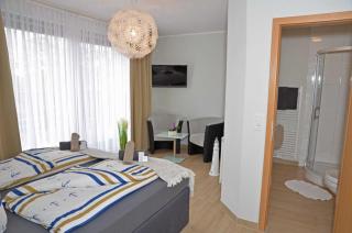 Hotel Neptuns Ankerplatz & Zur Seerobbe - 2