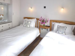 Briardene Cottage - 1