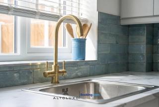 AltoHaus Luxury 4BR House By AltoLuxo Short Lets & Serviced Accommodation With Parking - 8