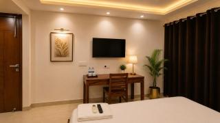Lime Tree Hotel Golf Course Extension Nearby Grand Hyatt Gurgaon - 5