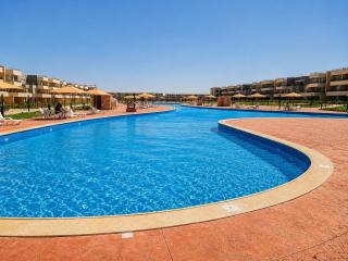 Prime Beachfront Chalet - 7