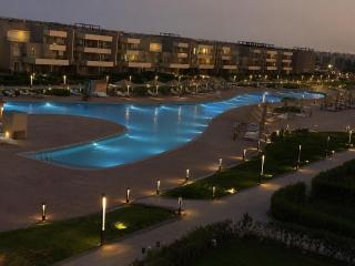 Prime Beachfront Chalet - 4