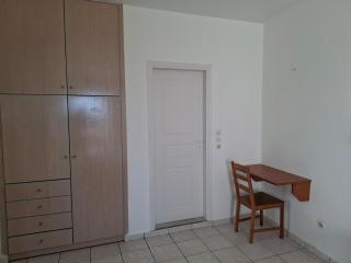 Sea View Apartment by the Beach - 9