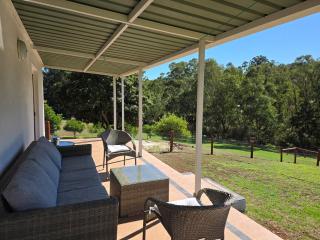Private Perth Hills Cottage Peaceful Nature Stay - 5