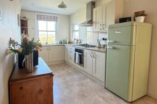 Swanage family holiday home, easy walk to sea - 6