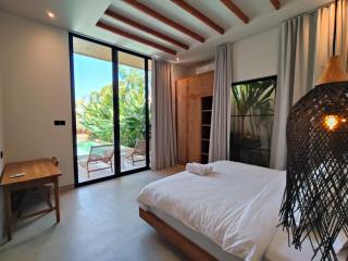 3BR Luxury Villa 8 Min to Munggu Beach - 1